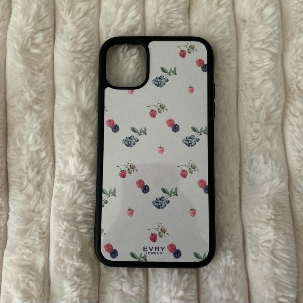 Evry Jewels Berry IPhone 11 Case - Black and White